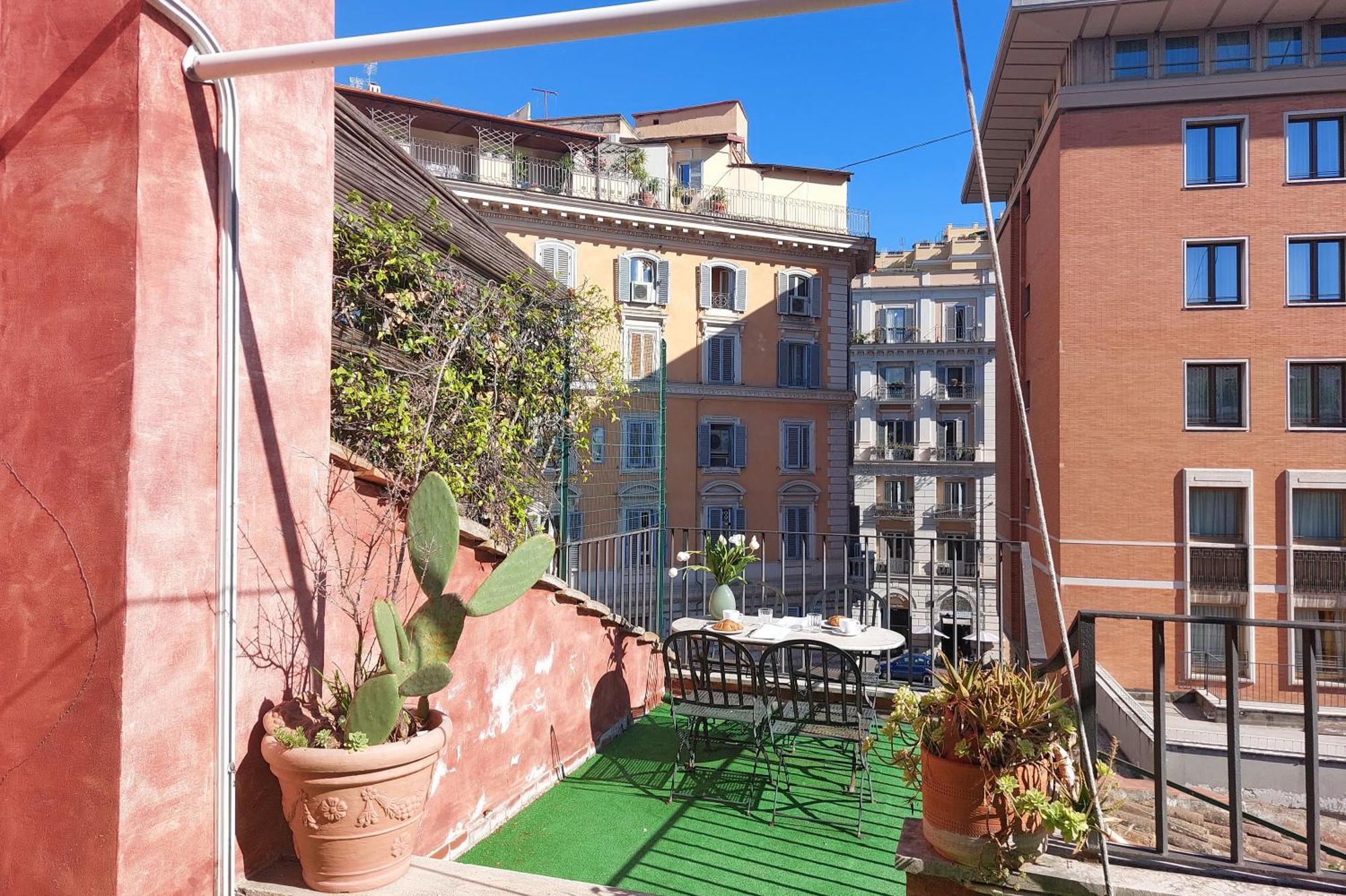 Leonina Terrace - My Extra Rom
